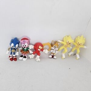 Sonic the Hedgehog action figure lot 6 Sonic Tails Knuckles Used Condition Toys.